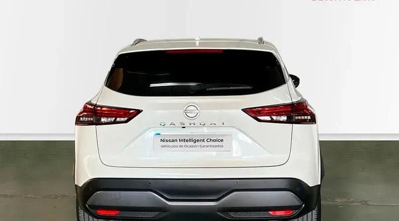 Usado Nissan Qashqai Pack 140 CV (102 kW) 2023 Blanco perlado azul SUV
