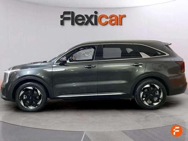 Usado Kia Sorento 232 CV (170 kW) 2024 Gris SUV
