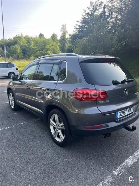 Usado VW Tiguan Sport 140 CV (102 kW) 2014 Gris / plata SUV