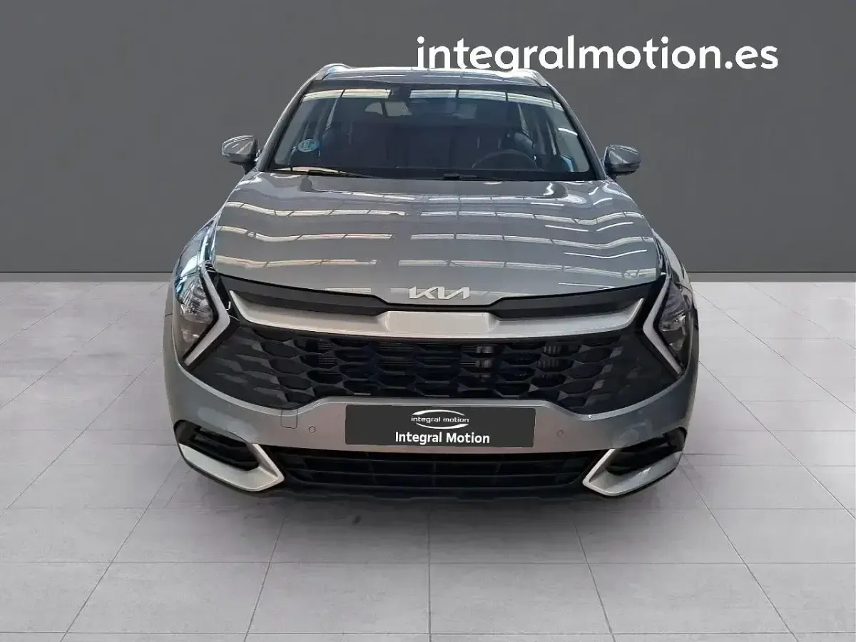 Usado Kia Sportage 136 CV (100 kW) 2024 Gris SUV