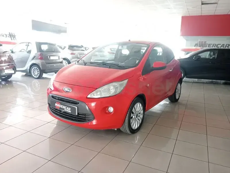 Usado Ford Ka Titanium 69 CV (50 kW) 2016 Rojo Berlina