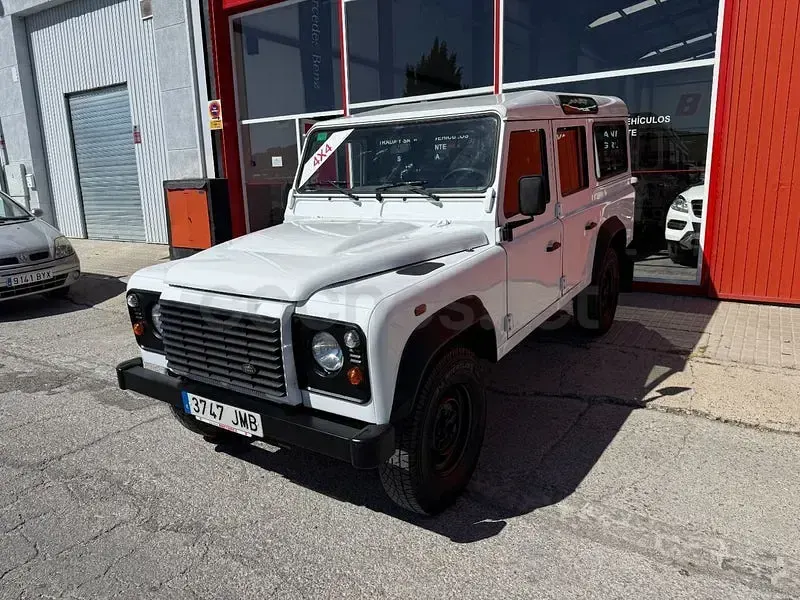 Usado Land Rover Defender 122 CV (89 kW) 2016 Blanco Familiar