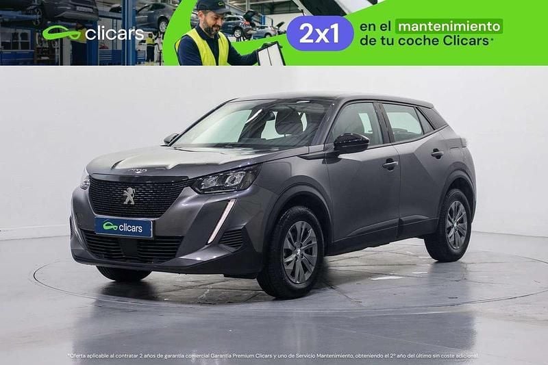 Usado Peugeot 2008 Active 110 CV (80 kW) 2022 Gris SUV