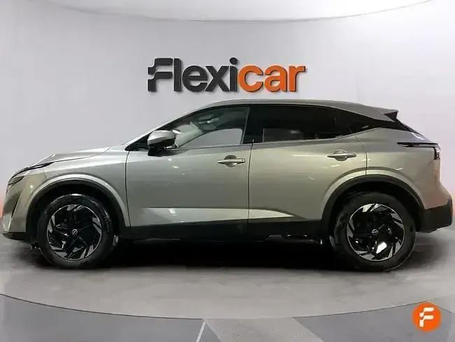 Usado Nissan Qashqai N-Connecta 158 CV (116 kW) 2025 Gris SUV