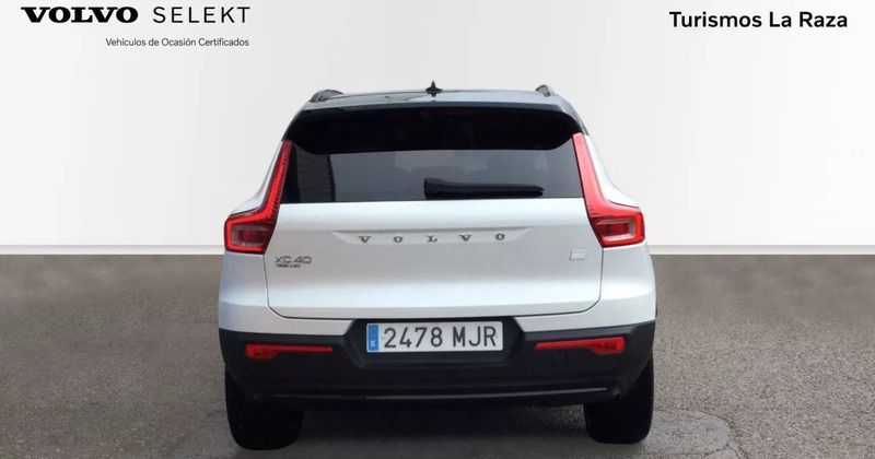 Usado Volvo XC40 Plus 169 kW (231 CV) 2023 SUV