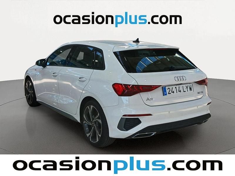 Usado Audi A3 S-Line 116 CV (85 kW) 2022 Blanco Berlina