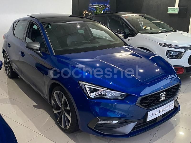 Azul Usado 2021 Seat Leon FR Berlina | 20.990 € (Precio justo) - Imagen 1/4