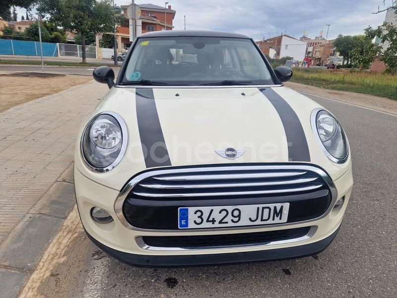 Usado Mini Cooper D 116 CV (85 kW) 2015 Beige Utilitario