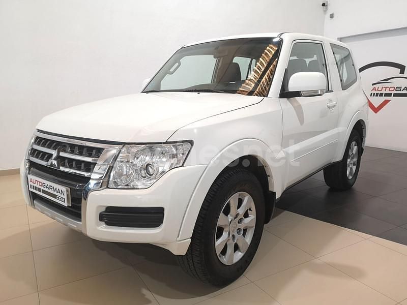 Blanco Usado 2017 Mitsubishi Montero Spirit SUV | 24.900 € (Precio justo) - Imagen 1/4