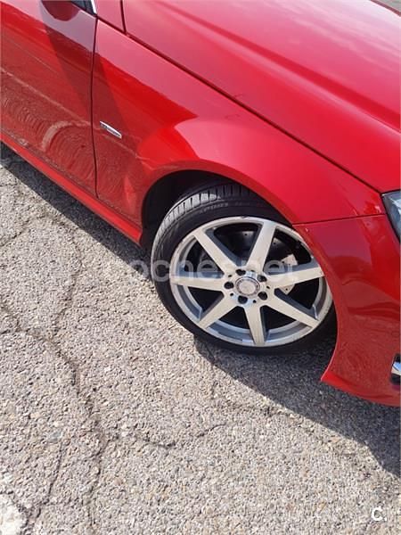 Usado Mercedes C220 170 CV (125 kW) 2012 Rojo Coupe