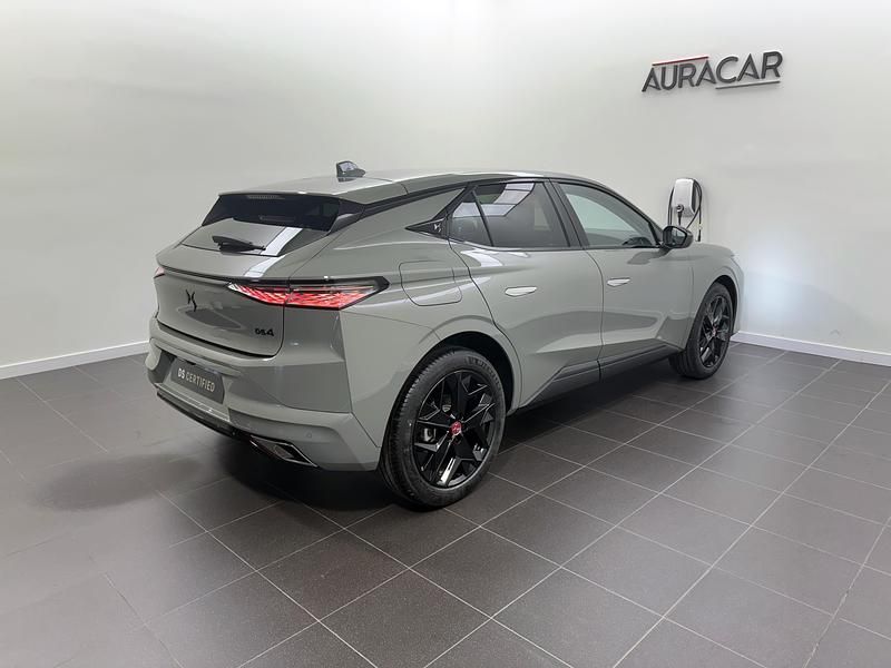 Usado DS Automobiles DS4 Performance 130 CV (95 kW) 2024 Gris Berlina