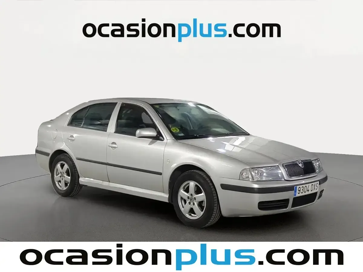 Usado Skoda Octavia Tour 101 CV (74 kW) 2006 Gris Berlina