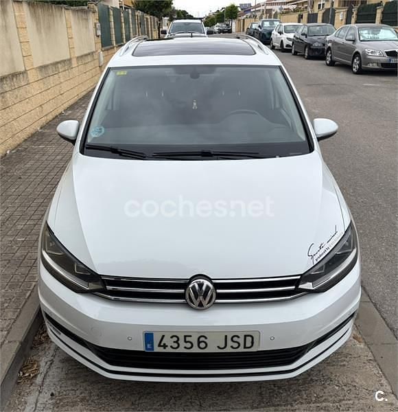Blanco Usado 2016 VW Touran Advance Monovolumen | 14.990 € (Caro) - Imagen 1/4
