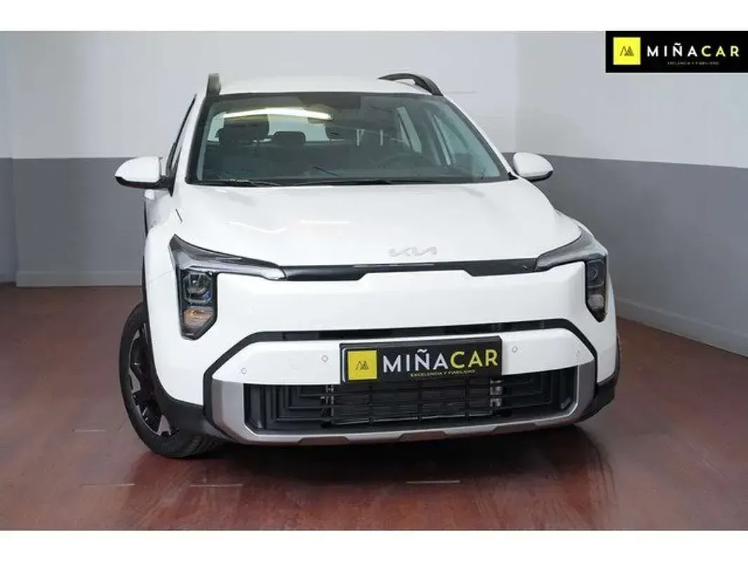 Nuevo Kia Stonic 101 CV (74 kW) 2026 Blanco SUV