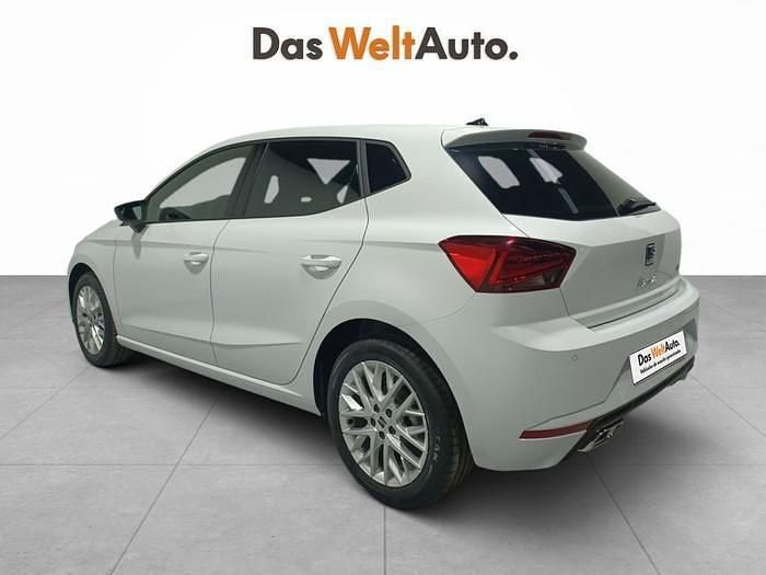 Blanco Usado 2025 Seat Ibiza FR | 18.990 € (Precio justo) - Imagen 1/4