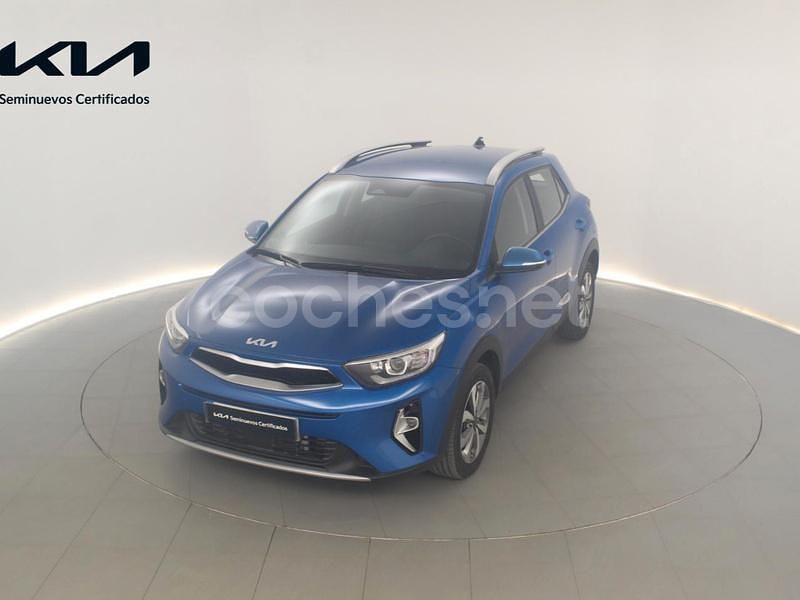 Azul Usado 2024 Kia Stonic SUV | 19.955 € (Precio justo) - Imagen 1/4