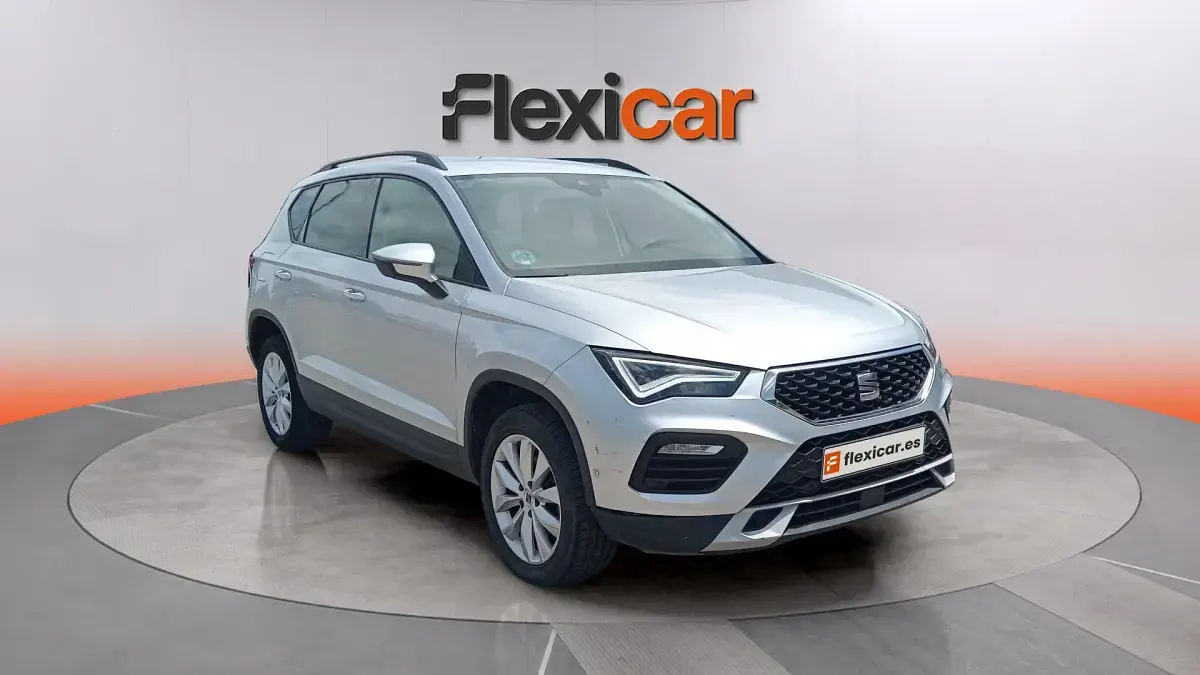 Usado Seat Ateca Style 150 CV (110 kW) 2023 Gris SUV