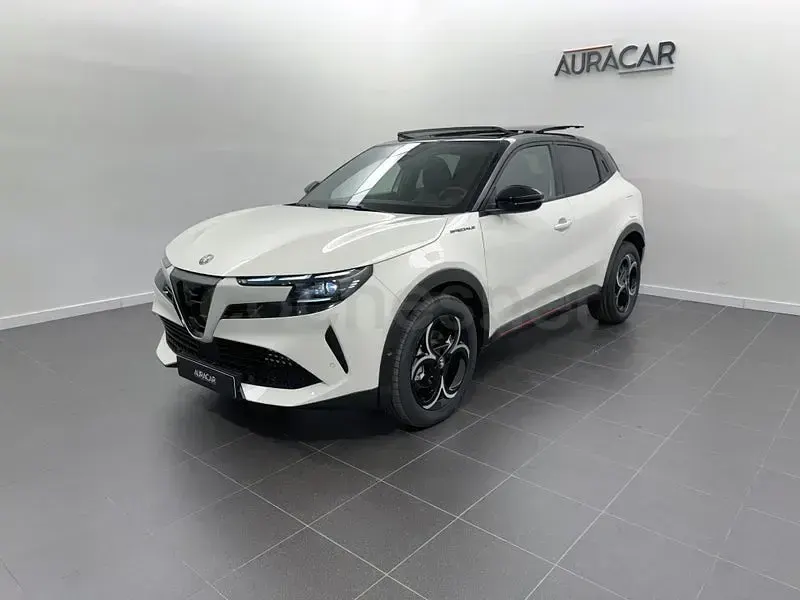 Usado Alfa Romeo GT Junior Edizione Speciale 145 CV (106 kW) 2025 Blanco SUV