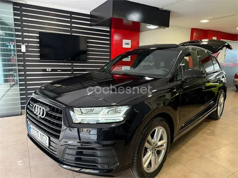 Usado Audi Q7 S-Line 272 CV (200 kW) 2018 Negro SUV