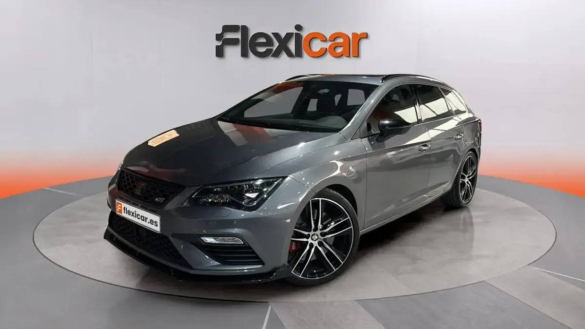 Usado Seat Leon CUPRA 300 CV (220 kW) 2018 Gris Berlina