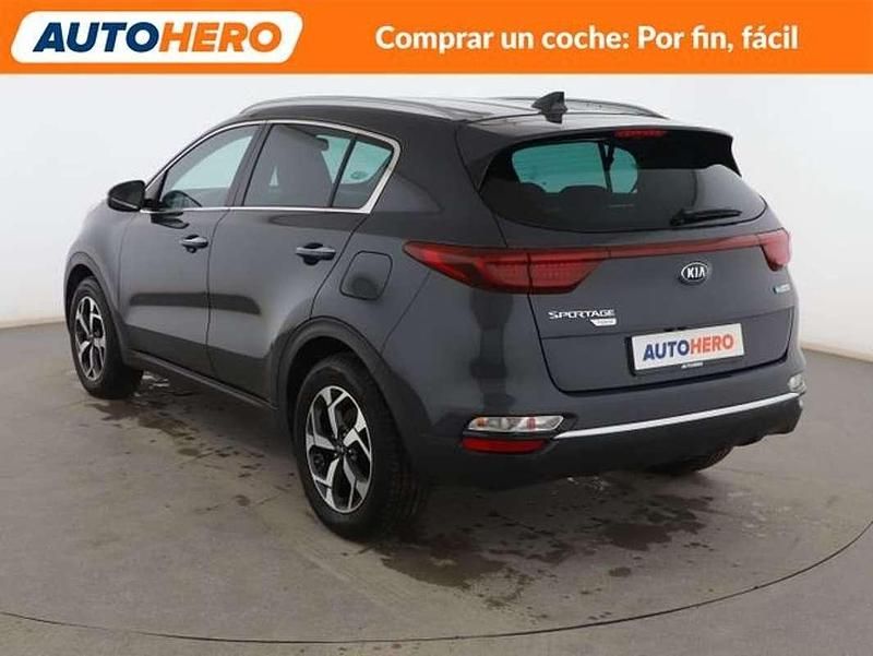 Usado Kia Sportage Plus 136 CV (100 kW) 2020 Gris SUV