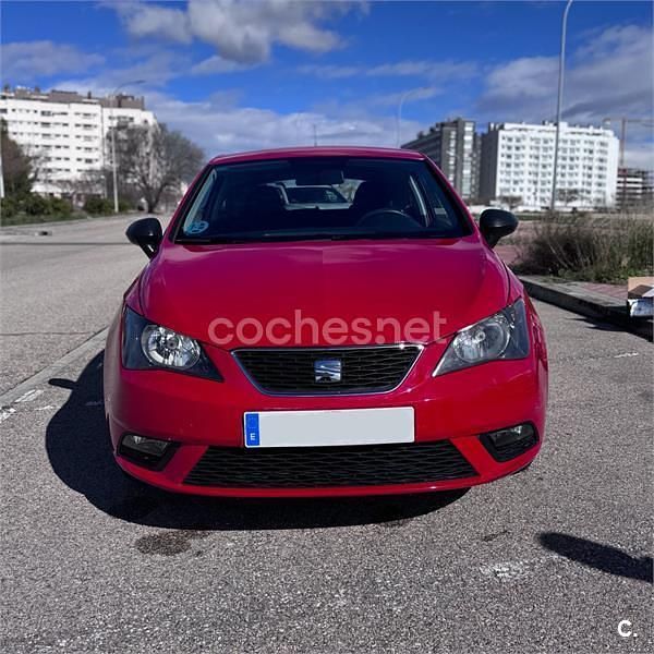 Usado Seat Ibiza SC Reference 70 CV (51 kW) 2014 Rojo Utilitario