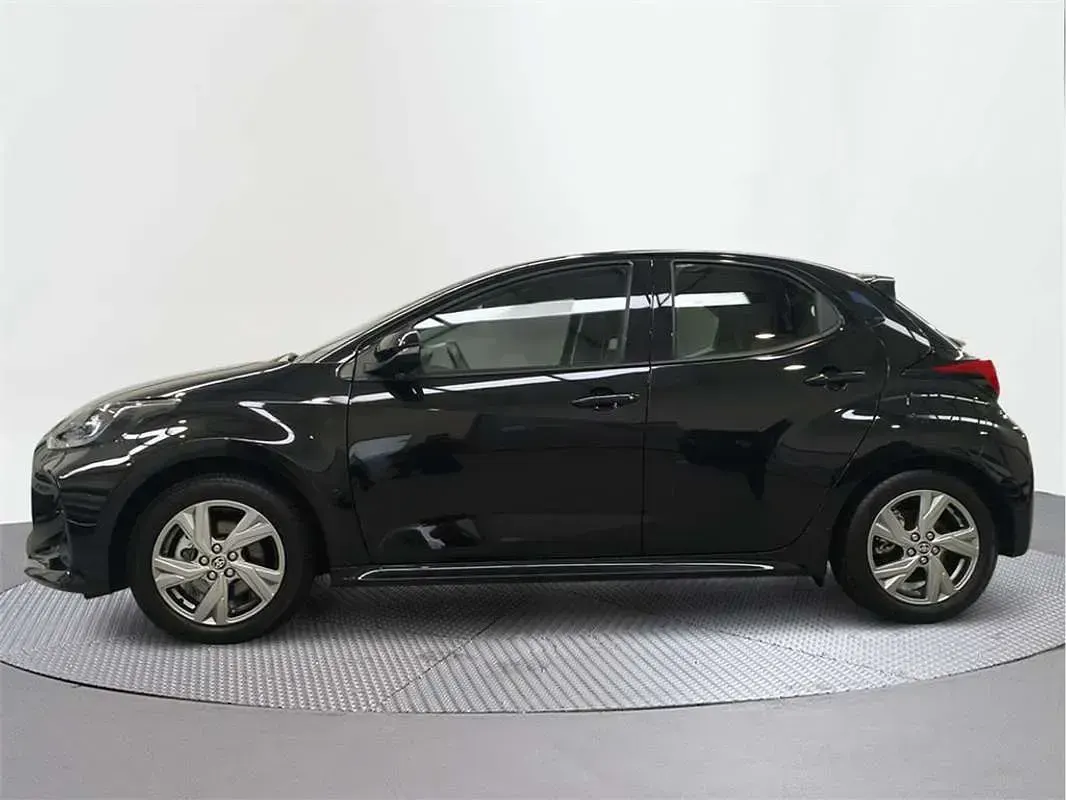 Usado Toyota Yaris Active 116 CV (85 kW) 2025 Utilitario