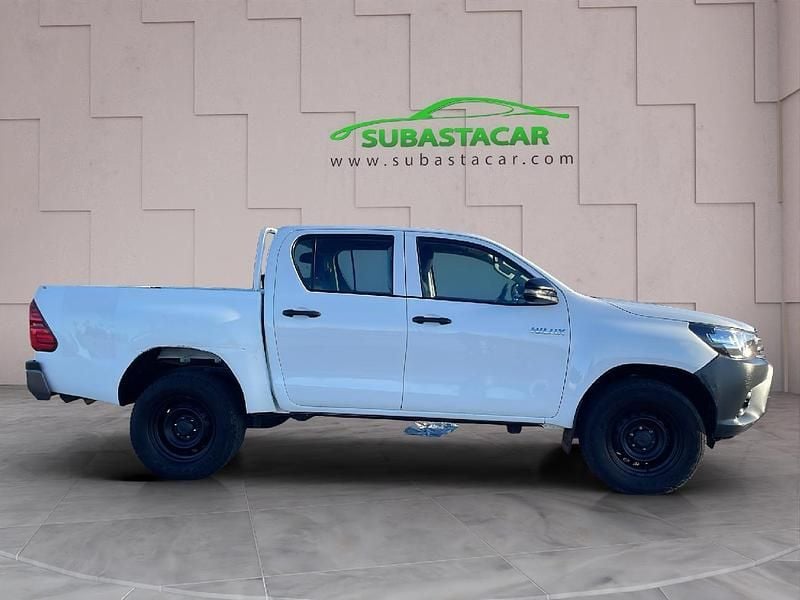 Usado Toyota HiLux 150 CV (110 kW) 2020 Blanco Recogida