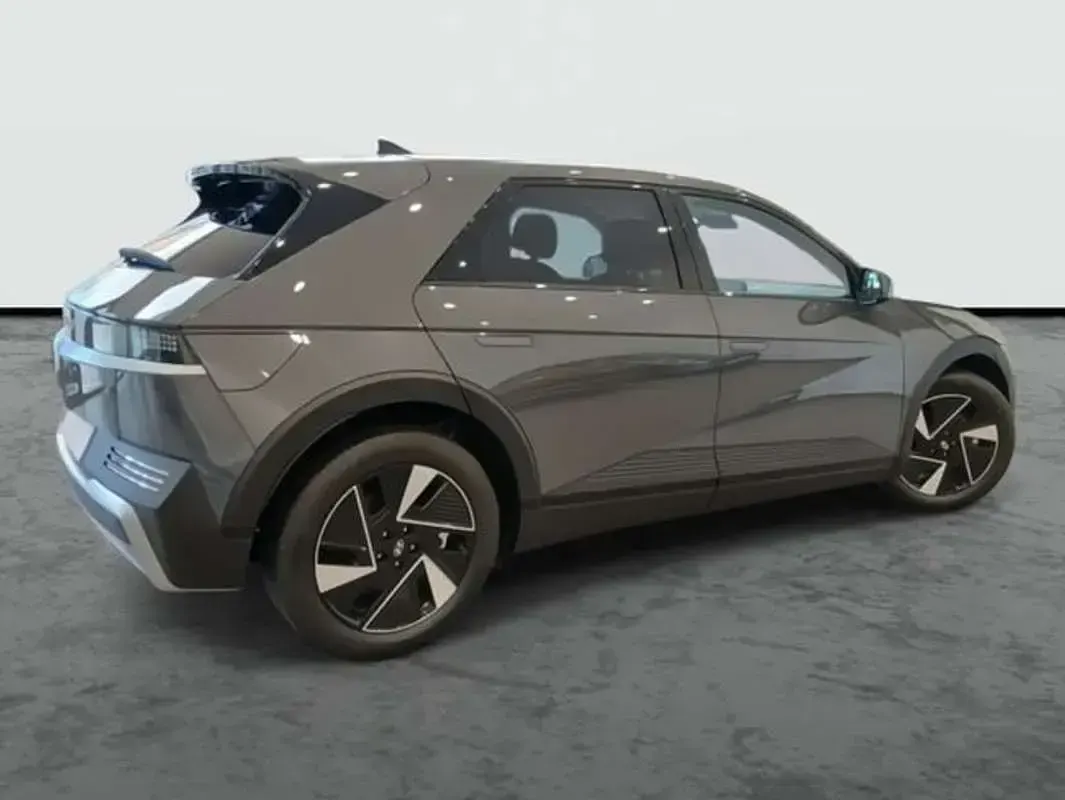 Usado Hyundai Ioniq 5 169 kW (230 CV) 2025 Gris SUV