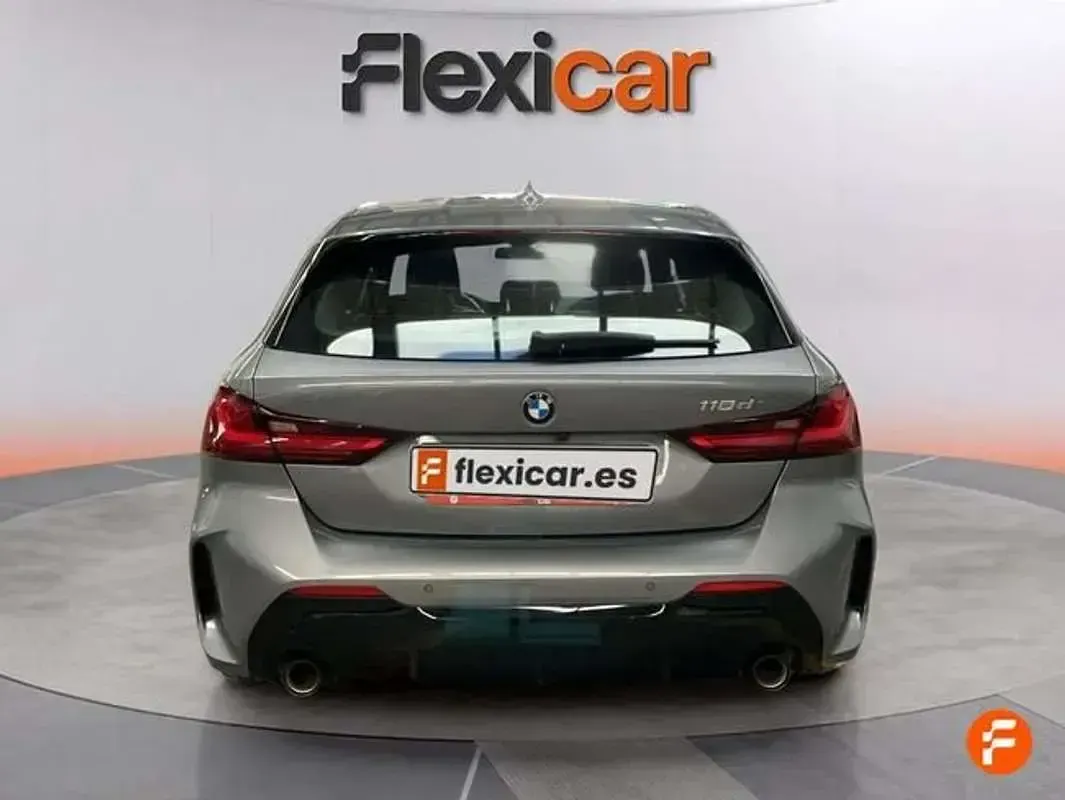 Usado BMW 118 150 CV (110 kW) 2024 Gris Utilitario
