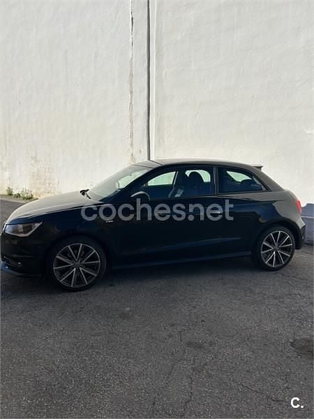 Usado Audi A1 Black Edition 125 CV (91 kW) 2016 Negro Berlina