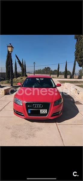 Usado Audi A3 Ambition 140 CV (102 kW) 2012 Rojo Utilitario