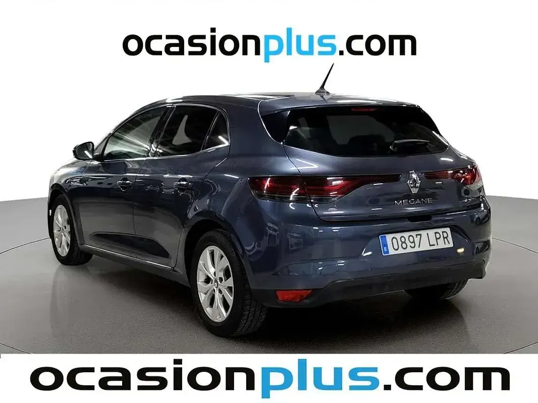Usado Renault Mégane II Intens 116 CV (85 kW) 2021 Gris Berlina