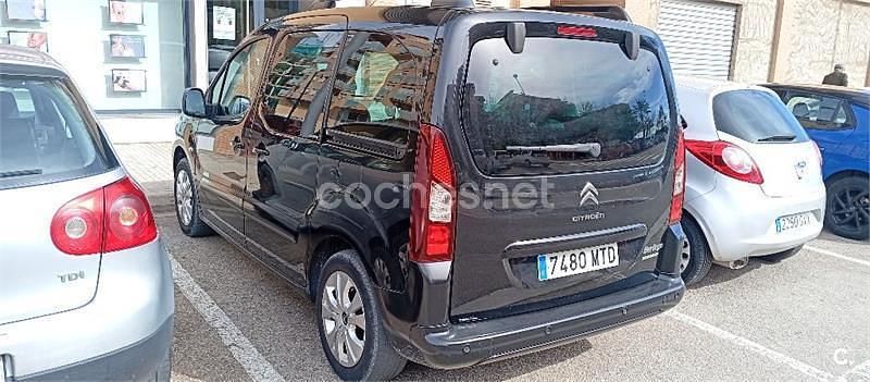 Usado Citroën Berlingo Seduction 120 CV (88 kW) 2014 Negro Monovolumen