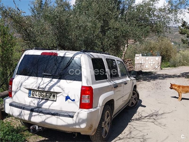 Usado Jeep Patriot Limited 140 CV (102 kW) 2008 Blanco SUV