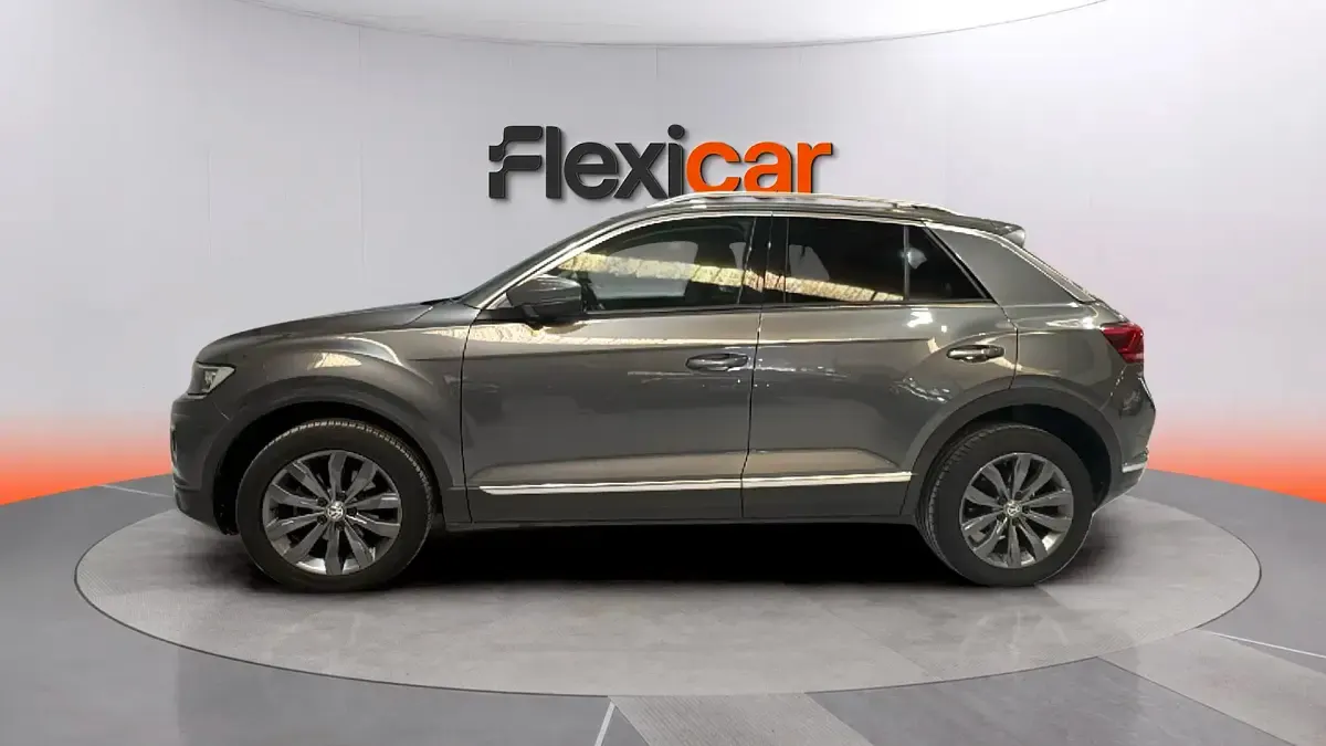 Usado VW T-Roc Advance 150 CV (110 kW) 2019 Gris SUV