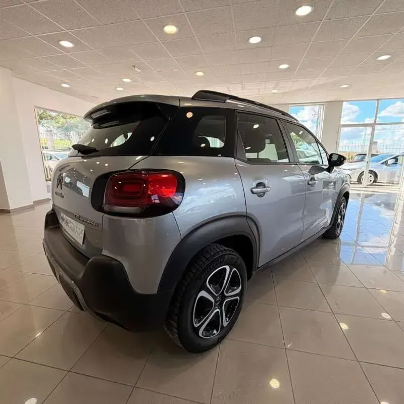 Usado Citroën C3 Aircross Shine 120 CV (88 kW) 2021 Gris SUV