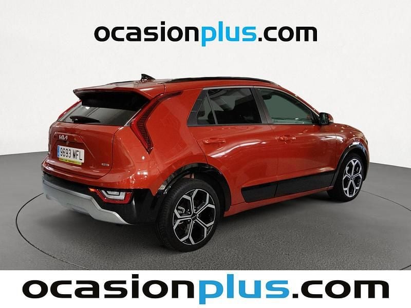 Usado Kia Niro 183 HP (134 kW) 2023 Laranja SUV