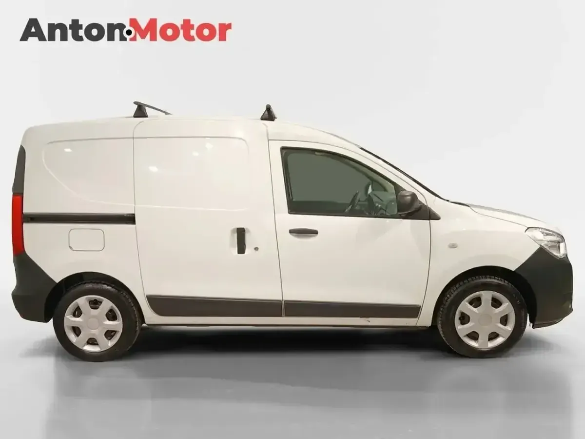 Usado Dacia Dokker Acces 102 CV (75 kW) 2020 Blanco Monovolumen