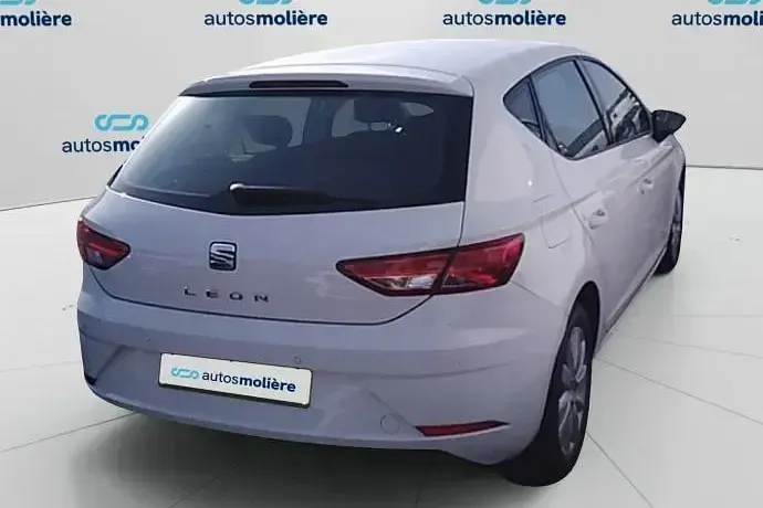 Usado Seat Leon Reference 105 CV (77 kW) 2018 Blanco Utilitario