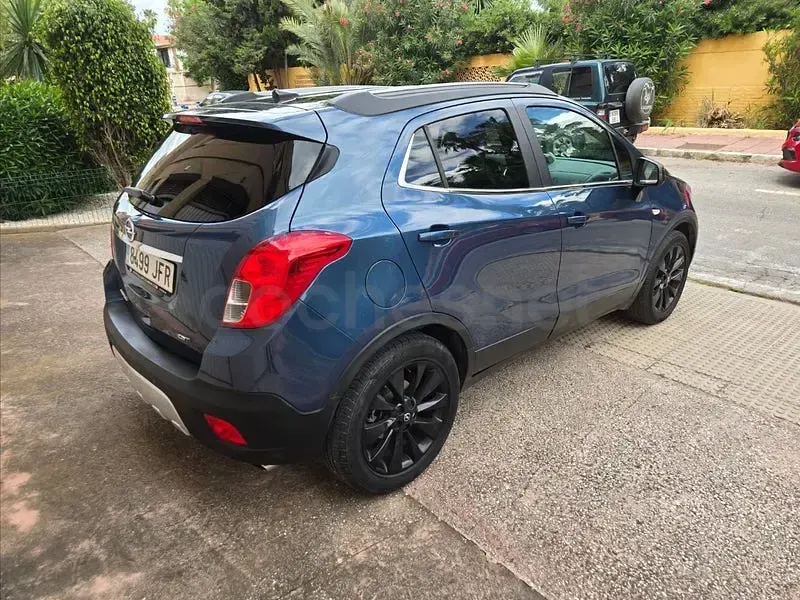Usado Opel Mokka Color Edition 136 CV (100 kW) 2015 Azul SUV
