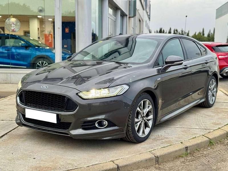 Gris Usado 2018 Ford Mondeo ST-Line Berlina | 12.500 € (Precio justo) - Imagen 1/4