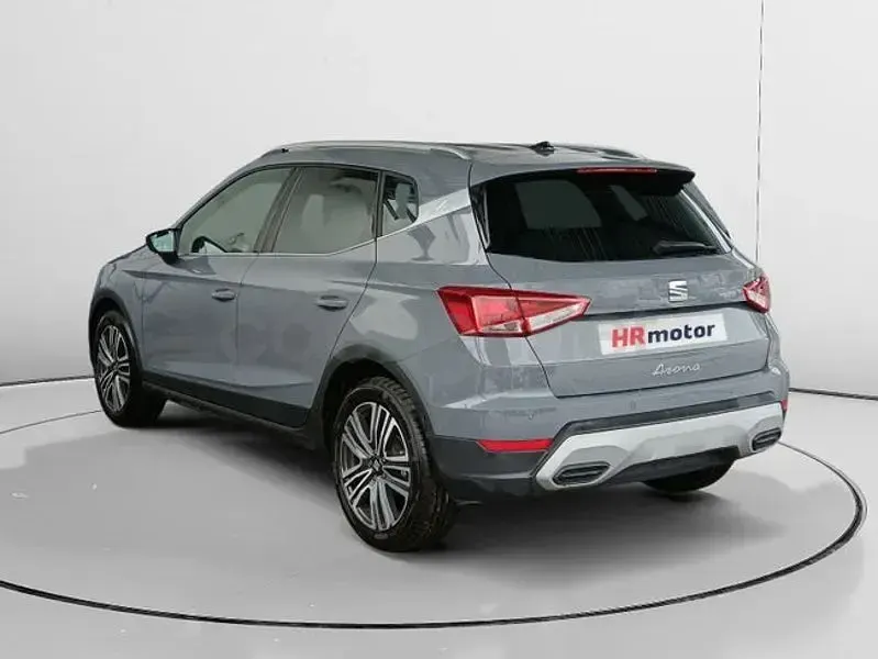 Usado Seat Arona Xperience 115 CV (84 kW) 2025 Negro SUV