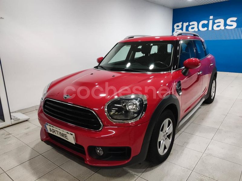 Rojo Usado 2019 Mini One Countryman SUV | 20.900 € (Un poco caro) - Imagen 1/4