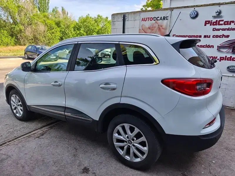 Usado Renault Kadjar Intens 115 CV (84 kW) 2020 Blanco SUV
