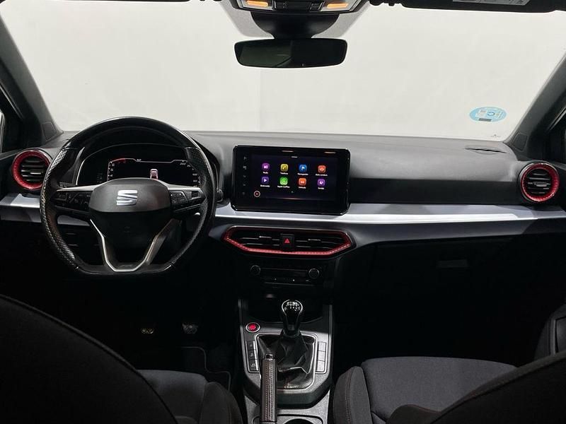 Usado Seat Ibiza FR 110 CV (80 kW) 2022 Gris Utilitario