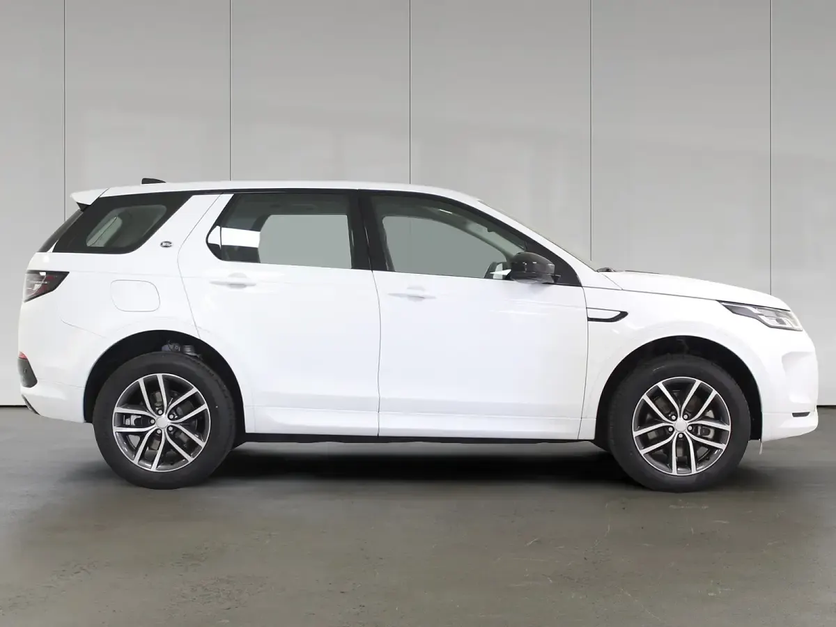 Usado Land Rover Discovery Sport SE 204 CV (150 kW) 2022 Fuji white SUV