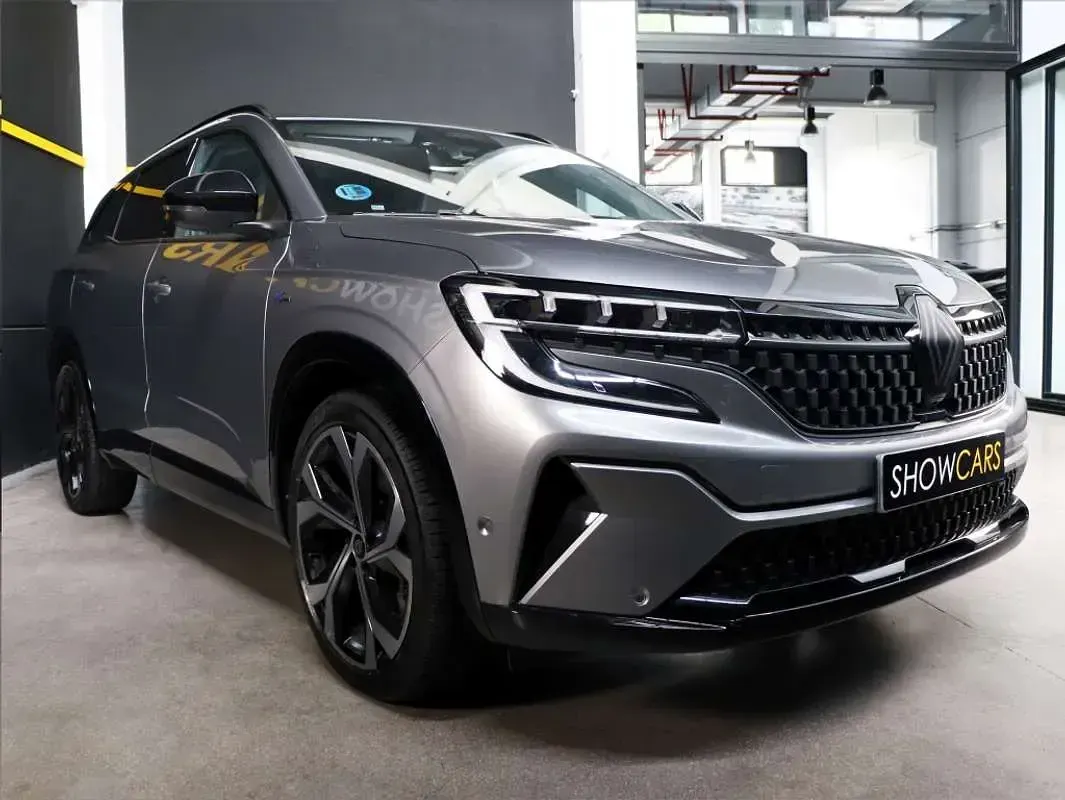 Usado Renault Espace Techno Esprit Alpine 199 CV (146 kW) 2024 Gris SUV