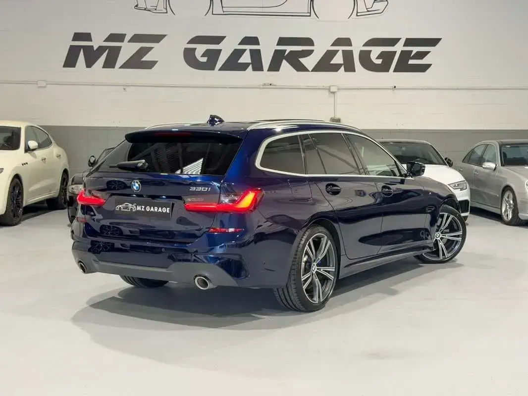 Usado BMW 330 Comfort Edition 258 CV (189 kW) 2021 Azul Familiar