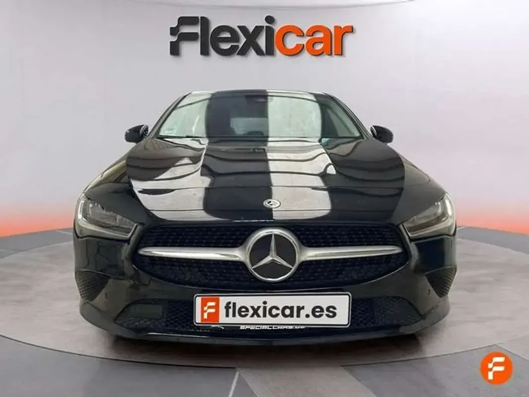 Occasion Mercedes CLA200 Shooting Brake 150 PK (110 kW) 2020 Zwart Stationwagen